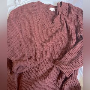 V-neck Sweater